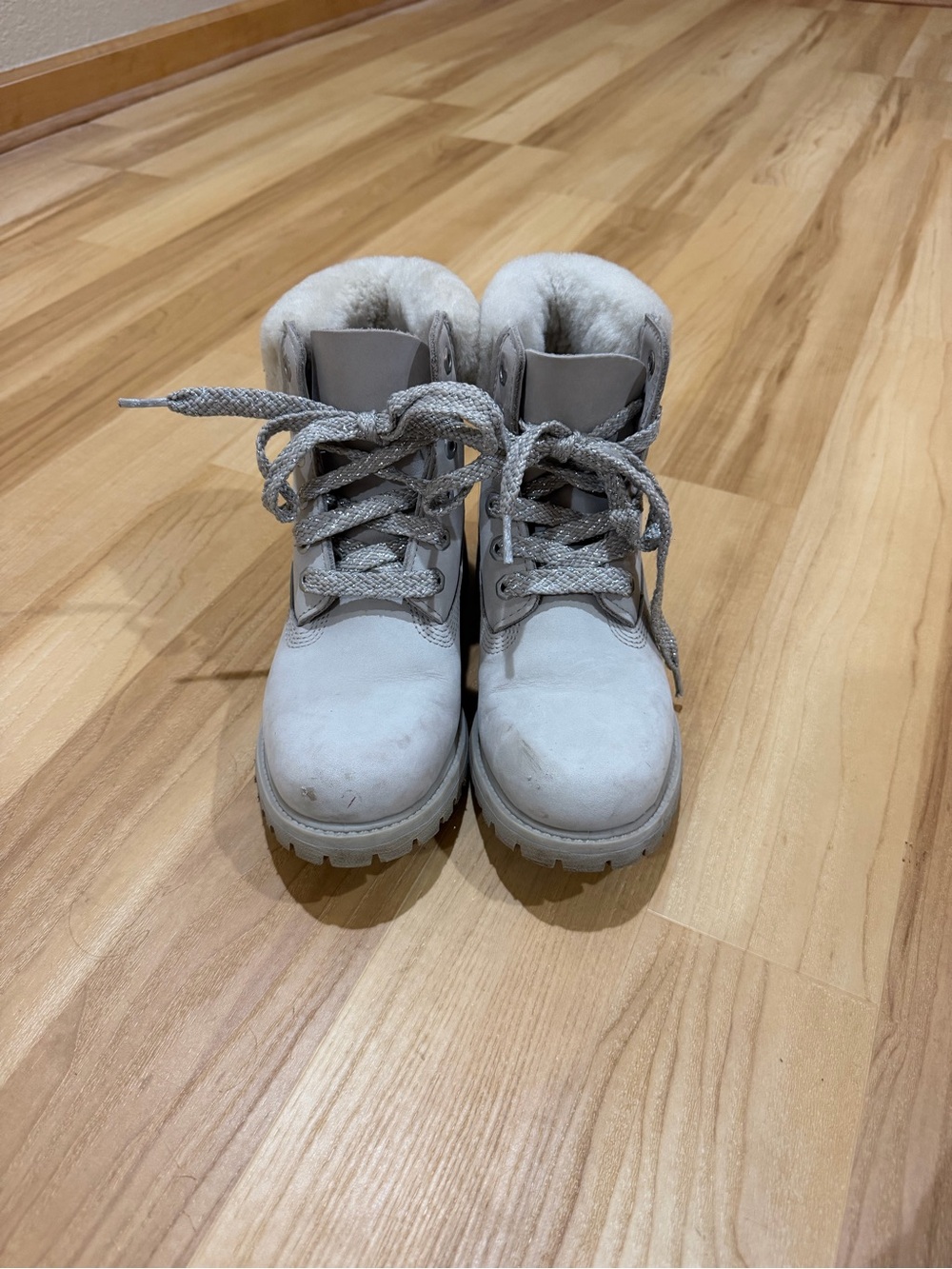 Timberland Premium 6” Shearling Waterproof Boots Light Taupe Size 7